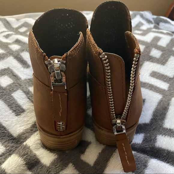 Tan breathable, low heel booties - Picture 8 of 9